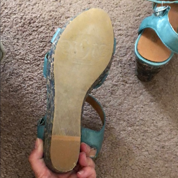 Nine West floral wedges - Picture 5 of 6